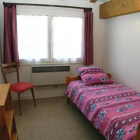 Hébergement de vacances Stunning In Sur Gironde W/ 2 Bedrooms